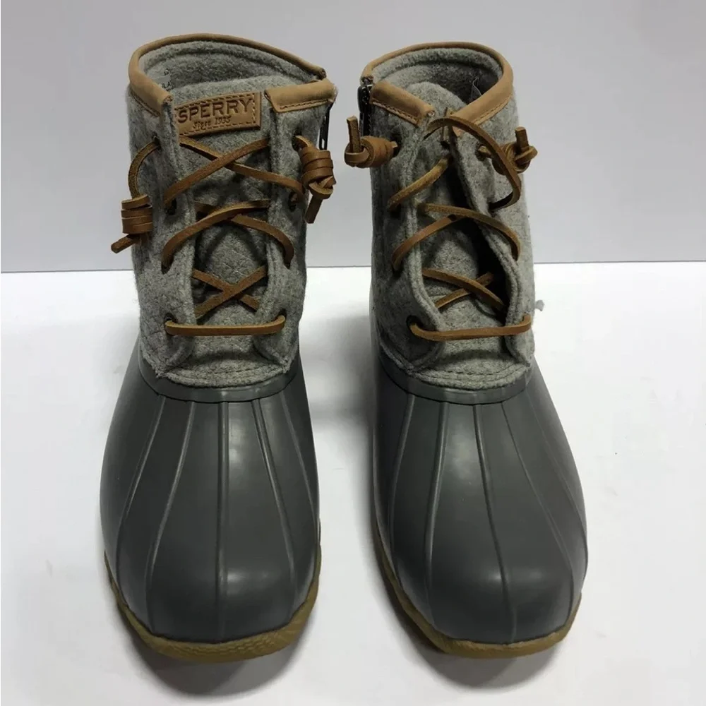 Sperry Women’s Saltwater Wool Boot Grey Size 6.5Wide